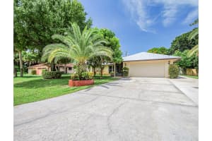 1466 5th Street, Vero Beach, FL 32962 - MLS#R11119218
