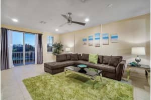 111 SW 2nd Avenue, Delray Beach, FL 33444 - MLS#R11119228