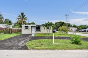 6301 Hayes Street, Hollywood, FL 33024 - MLS#R11119271