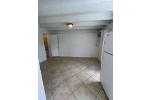 210 W 60th Street C, Hialeah, FL 33012 - MLS#R11119282