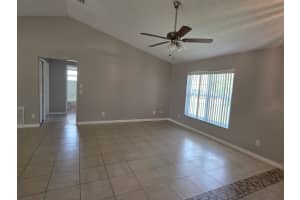 986 SW North Globe Avenue, Port Saint Lucie, FL 34953 - MLS#R11119298