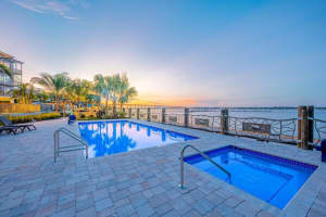 41 Sw Seminole Street 410, Stuart