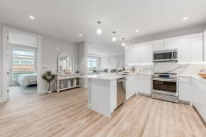 41 SW Seminole Street 410, Stuart, FL 34994 - MLS#R11119313