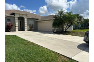 1573 SW Merchant Lane, Port Saint Lucie, FL 34953 - MLS#R11119315