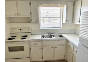 2907 Ashley Drive W C, West Palm Beach, FL 33415 - MLS#R11119319