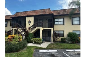 7221 Golf Colony Court 203, Lake Worth