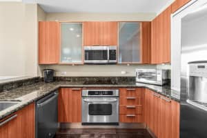 2650 Lake Shore Drive 2403, Riviera Beach, FL 33404 - MLS#R11119418