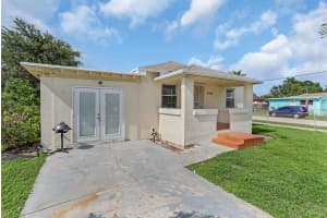 2403 Scott Street, Hollywood, FL 33020 - MLS#R11119447