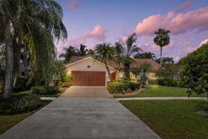 7463 W Country Club Boulevard, Boca Raton