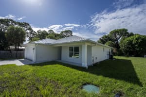 7401 Donlon Road, Fort Pierce, FL 34951 - MLS#R11119490