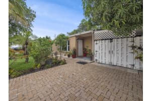 294 Ne 45th Court, Deerfield Beach