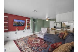 294 NE 45th Court, Deerfield Beach, FL 33064 - MLS#R11119518