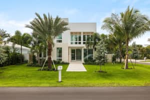 800 Bond Way, Delray Beach, FL 33483 - MLS#R11119519