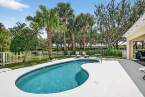 8015 Laborie Lane, Wellington, FL 33414 Sold 10/09/25