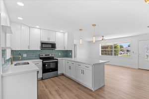 533 Riverside Drive, Palm Beach Gardens, FL 33410 - MLS#R11119554