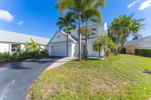31 Swallow Drive, Boynton Beach, FL 33436 - MLS#R11119564