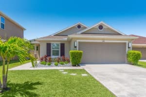5940 Nw Pine Trail Circle, Port Saint Lucie