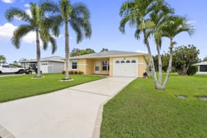 5707 Thatch Place, Fort Pierce, FL 34982 - MLS#R11119596