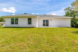 8645 95 Ct, Vero Beach, FL 32967, Sold 11/07/25