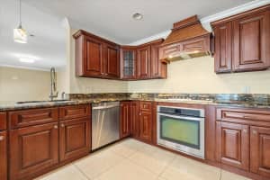 720 W Avenida Del Rio, Clewiston, FL 33440 Sold 10/07/25