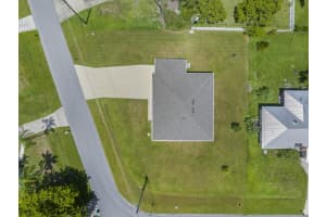 1643 SE Ocean Lane, Port Saint Lucie, FL 34983 - MLS#R11119697