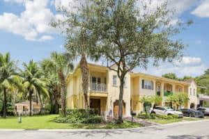 102 Via Emilia, Royal Palm Beach
