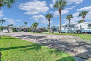 6591 SE 56th Street, Okeechobee, FL 34974 - MLS#R11119770