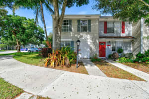 106 Old English Court, Jupiter