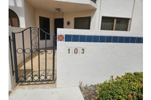 6070 Martinique Drive, Stuart, FL 34997 - MLS#R11119801