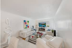 2581 N Garden Drive 206, Lake Worth, FL 33461 - MLS#R11119844