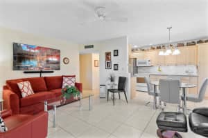 5180 E Sabal Palm Boulevard 234, Tamarac