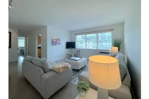 624 Orton Avenue 7, Fort Lauderdale, FL 33304 - MLS#R11119929