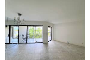 5701 Camino Del Sol 403, Boca Raton, FL 33433 Sold 12/24/25