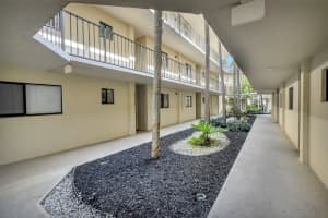 5340 Las Verdes Circle 208, Delray Beach, FL 33484 - MLS#R11119969