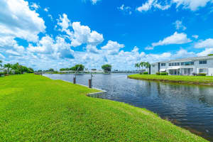 135 NW 14th Street, Boynton Beach, FL 33426 - MLS#R11119971