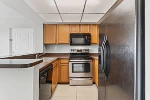 752 Executive Center Drive 11, West Palm Beach, FL 33401 - MLS#R11120007