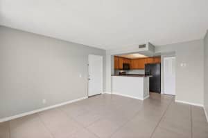 752 Executive Center Drive 11, West Palm Beach, FL 33401 - MLS#R11120007