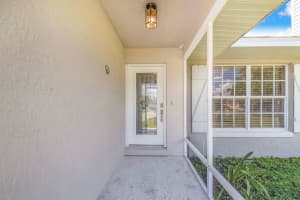 910 Liberty Lane, Auburndale, FL 33823 - MLS#R11120017