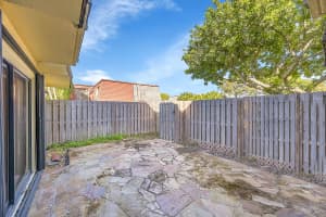 128 Lake Arbor Drive, Palm Springs, FL 33461 - MLS#R11120019