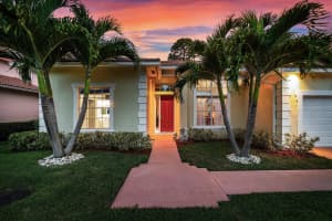 9043 Cypress Hollow Drive, Palm Beach Gardens, FL 33418 - MLS#R11120037