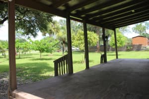 425 Quebrada Street, Clewiston, FL 33440 - MLS#R11120040