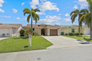 116 Amanda Street, Palm Springs, FL 33461 Sold 10/06/25