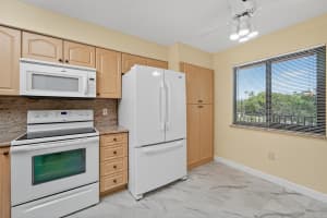 6093 Pointe Regal Circle 301, Delray Beach, FL 33484 - MLS#R11120052