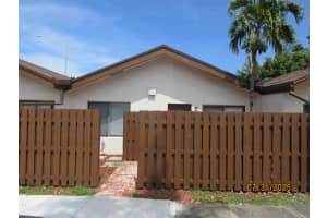 1760 NW 72nd Avenue 81, Plantation, FL 33313 - MLS#R11120059