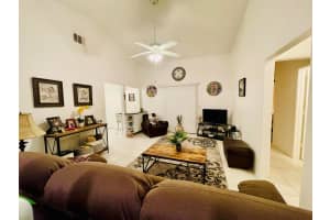 1302 SE Birmingpost Court, Port Saint Lucie, FL 34952 - MLS#R11120073