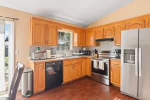 1756 7th Avenue, Vero Beach, FL 32962 - MLS#R11120078