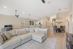1506 SE Holyrood Lane, Port Saint Lucie, FL 34952 - MLS#R11120092