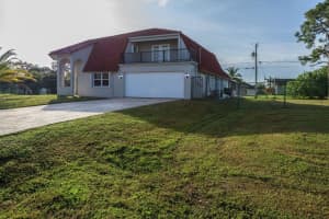1250 SW San Antonio Avenue, Port Saint Lucie, FL 34953 - MLS#R11120095