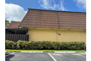 4221 Turnberry Circle 10, Lake Worth, FL 33467 - MLS#R11120121