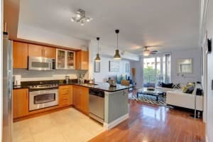 600 S Dixie Highway 507, West Palm Beach